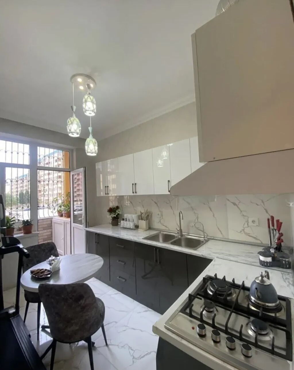 🏡 Bakı şəhərində xanım üçün ödənişsiz qalmaq imkanı Hal-hazırda ölkə