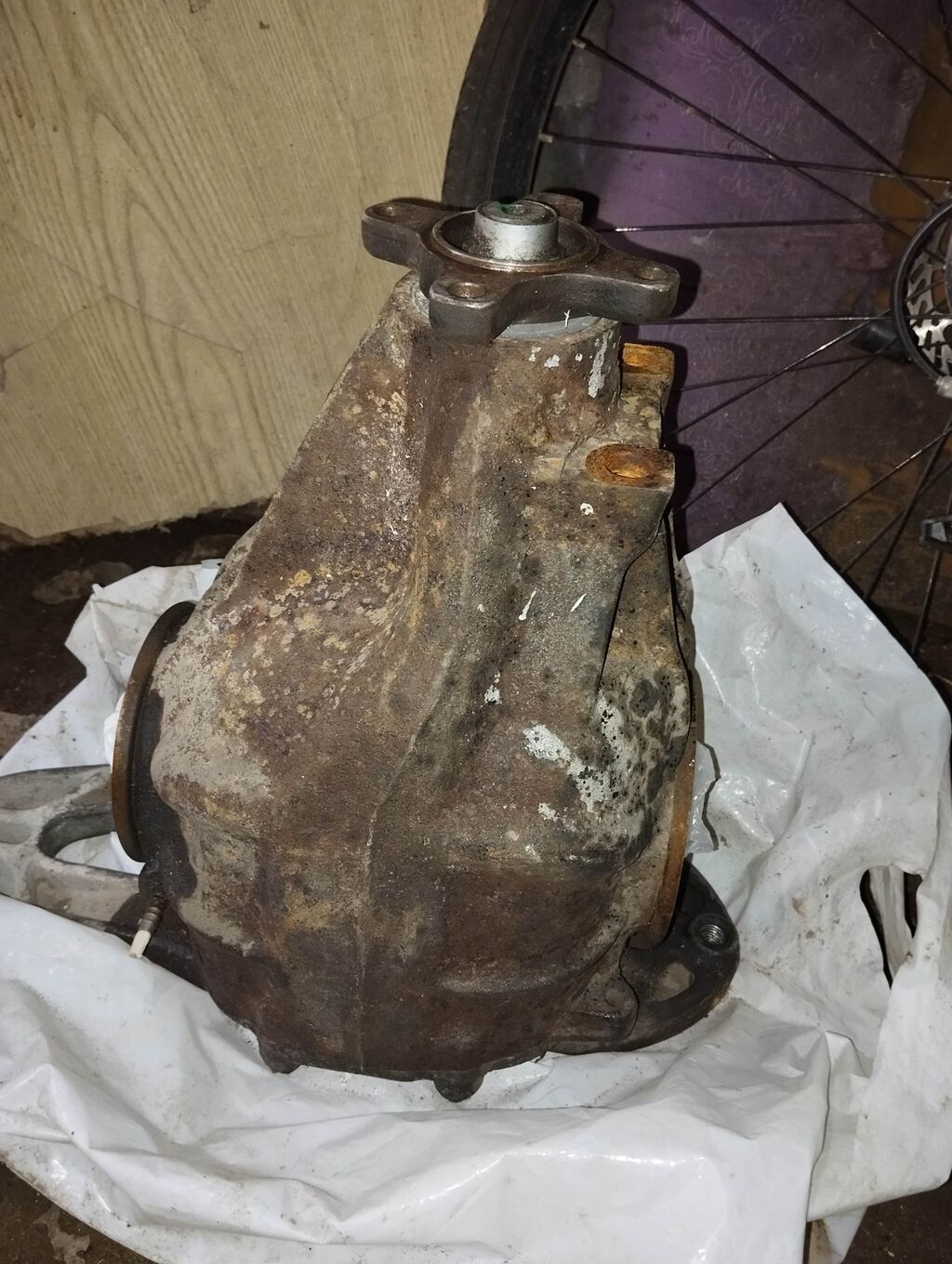 Arxa, Mercedes-Benz 639, 2009 il, İşlənmiş