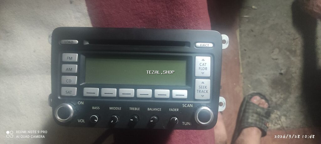 Volkswagen orijinal avtomobil maqnitofonu – CD changerli RCD200/RCD300