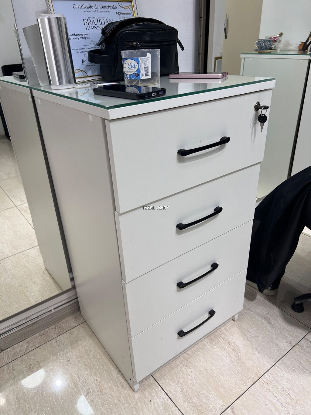 Şəkildə görünən bütün salon malları satılır. ayrı ayrı qiymət üçün 055 - şəkil 5