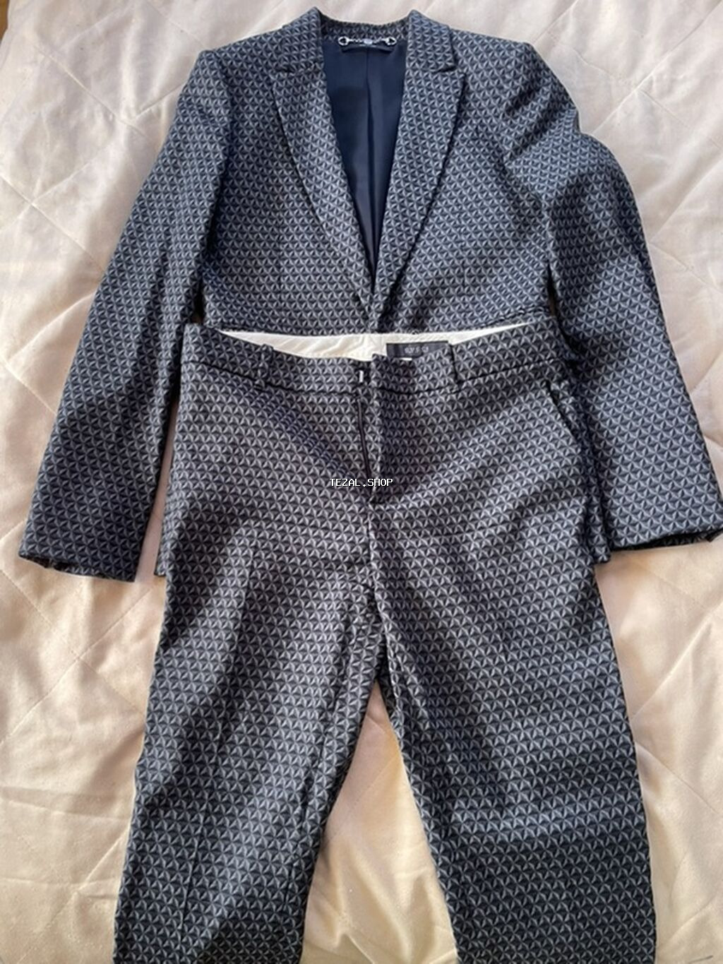 Gucci iki hissəli kostyum dəsti - Brend: Gucci (Made in Italy) -