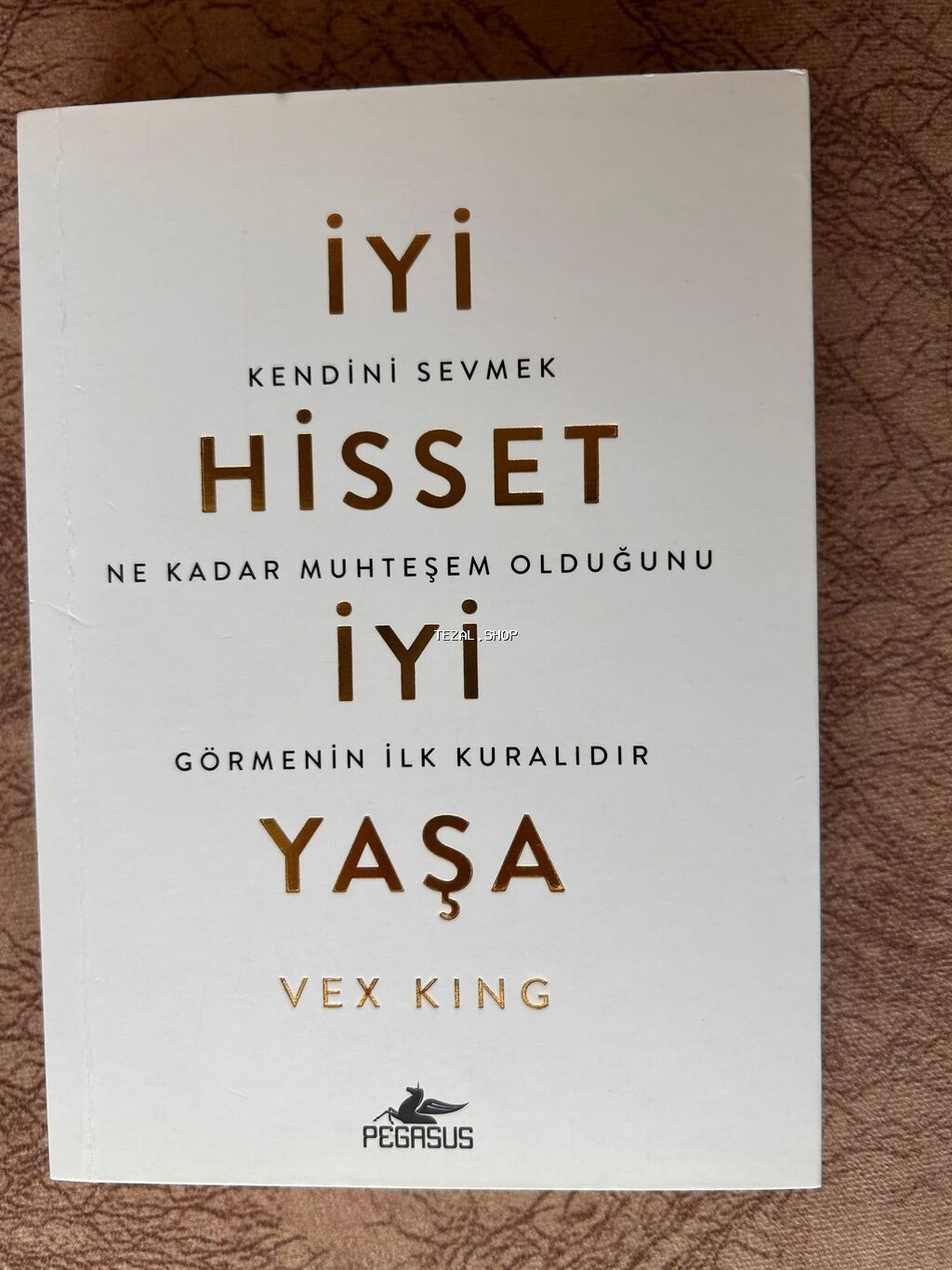 Kitablar yeni kimidir. Qiymetler 4-8 manat arasi deyisir. 2 ve daha