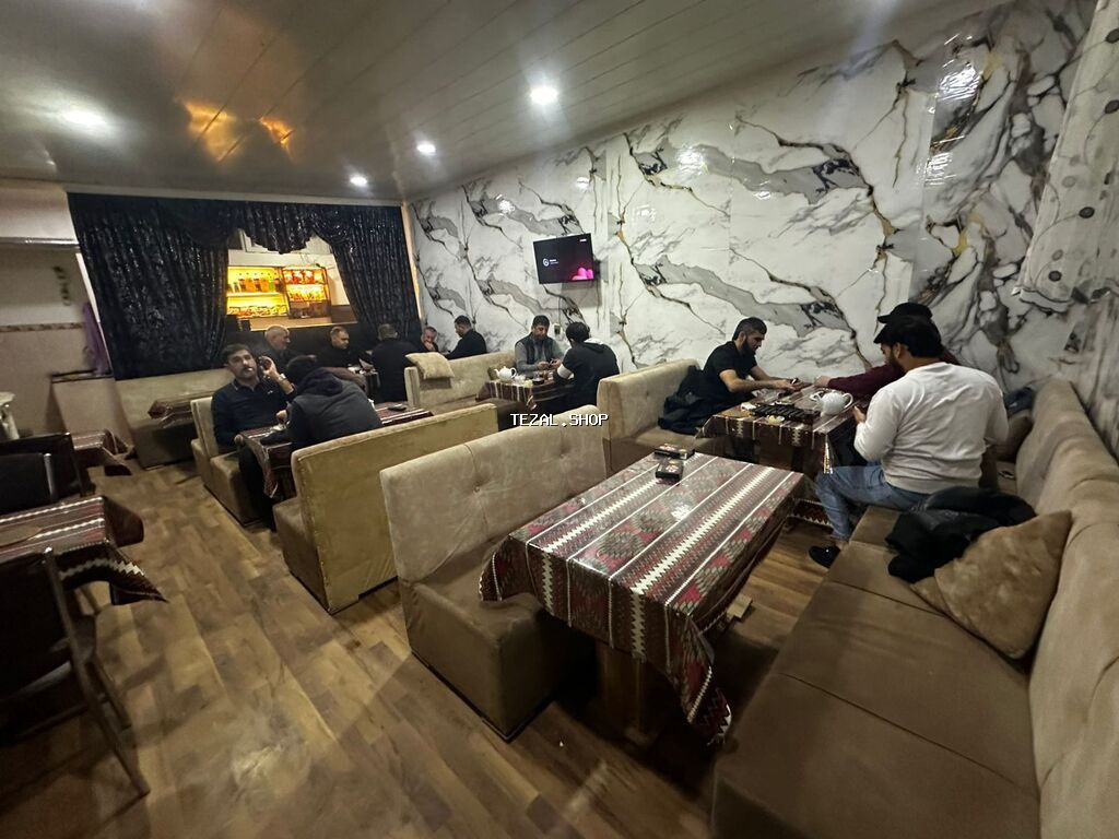 Salam kafe hövsanda yerləşir aylıq arendasi 1200 AZN
