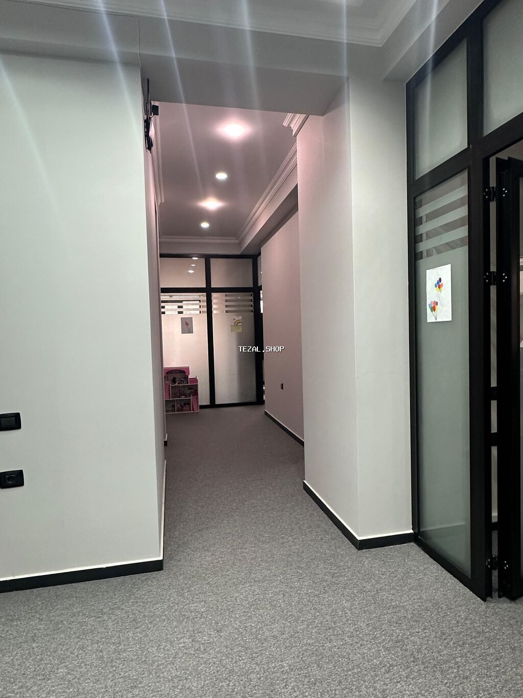 Obyekt icarəyə verilir. 4 otaq, 2 sanuzel, 1 mətbəxdən ibarətdir