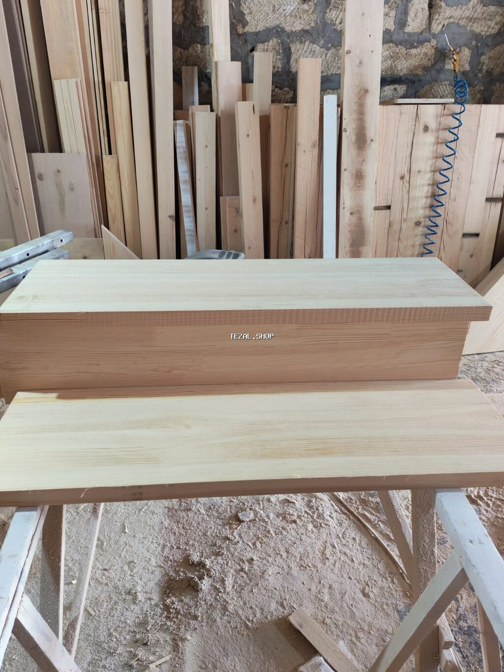 Təbii ağacdan hazırlanmış pilləkən pilləsi və məhkərlər, Topdan və