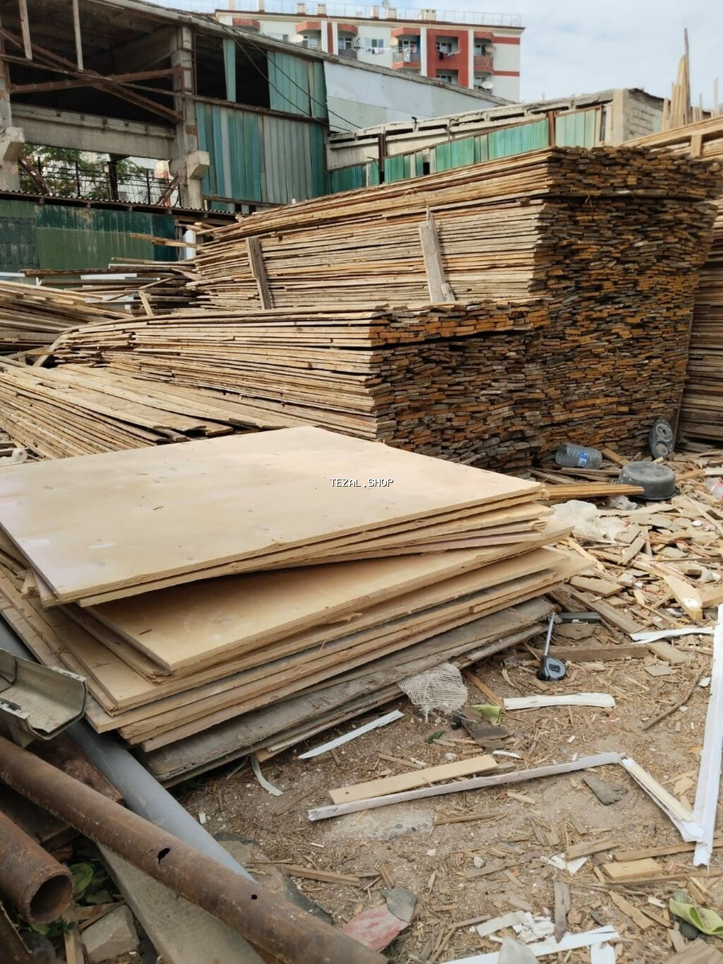 Müxtəlif tikinti və təmir işləri üçün yararlı ola biləcək taxta və