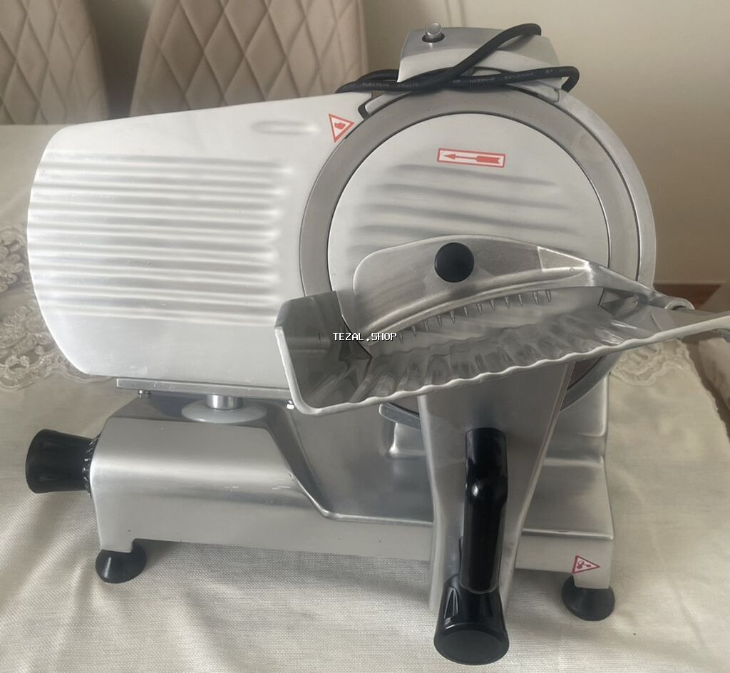 Bu, HBS-250 model ət dilimləyicidir. Cihaz 150 Vt gücə və 230 V