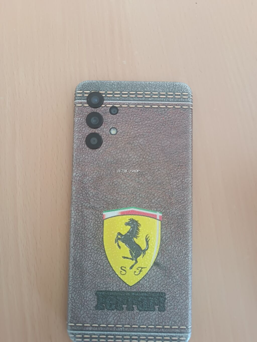 A32 64\4 arxasına vinil cəkilib problemi yoxdu