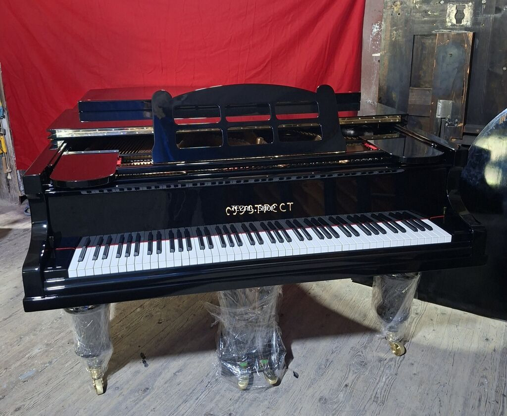 Royal, Akustik - şəkil 2