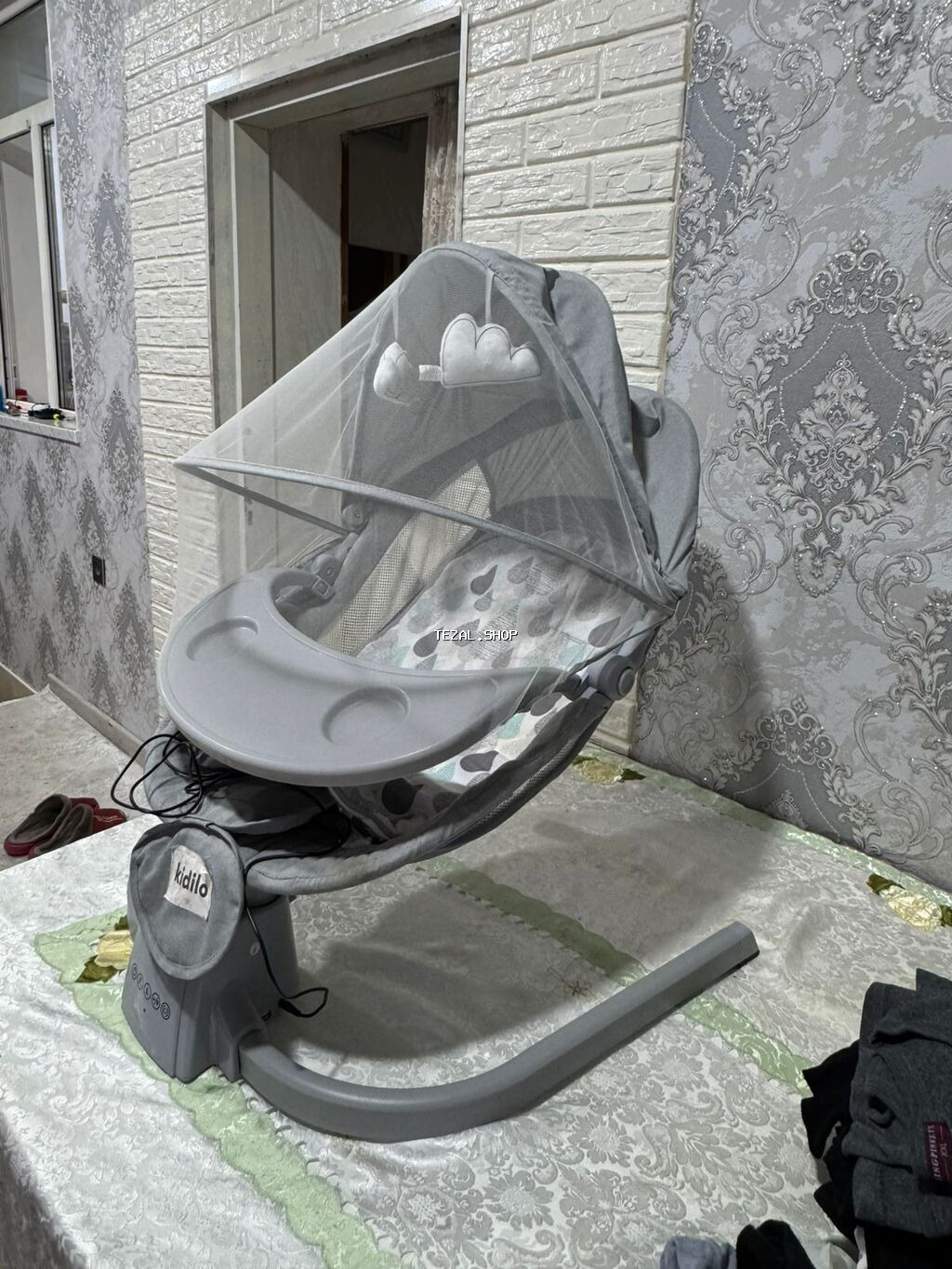 1 ay ilsenmis Ana qucagi öz musiqisi ve elave blutusla mahnilar