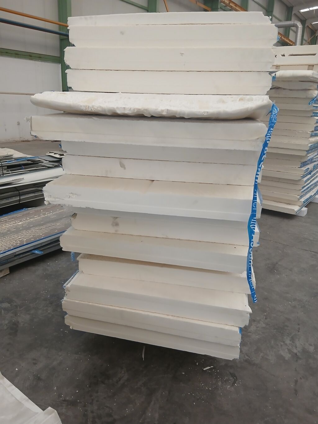 PU sandwich panellər – istilik və səs izolyasiyası üçün Məhsul