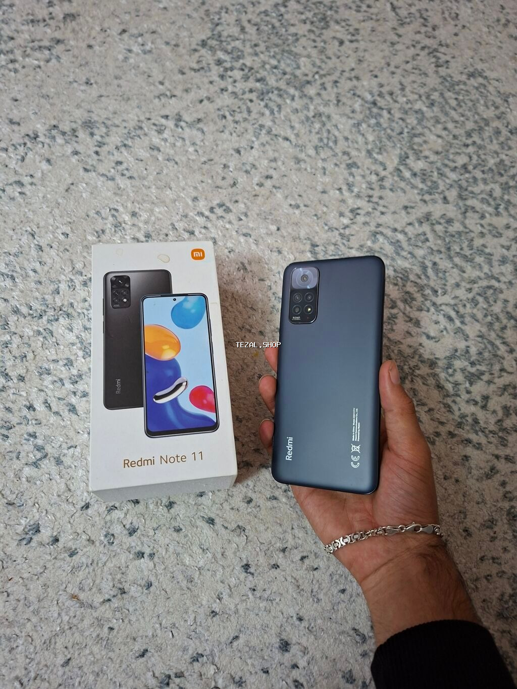 Redmi note 11 
Ideal cizixsiz 
128gb
Ram 8 
Prablemsiz 
Qutusuda var