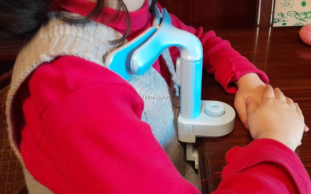 Uşaqların düz oturuşu üçün qamət korrektoru. Masa arxasında oturan - şəkil 3