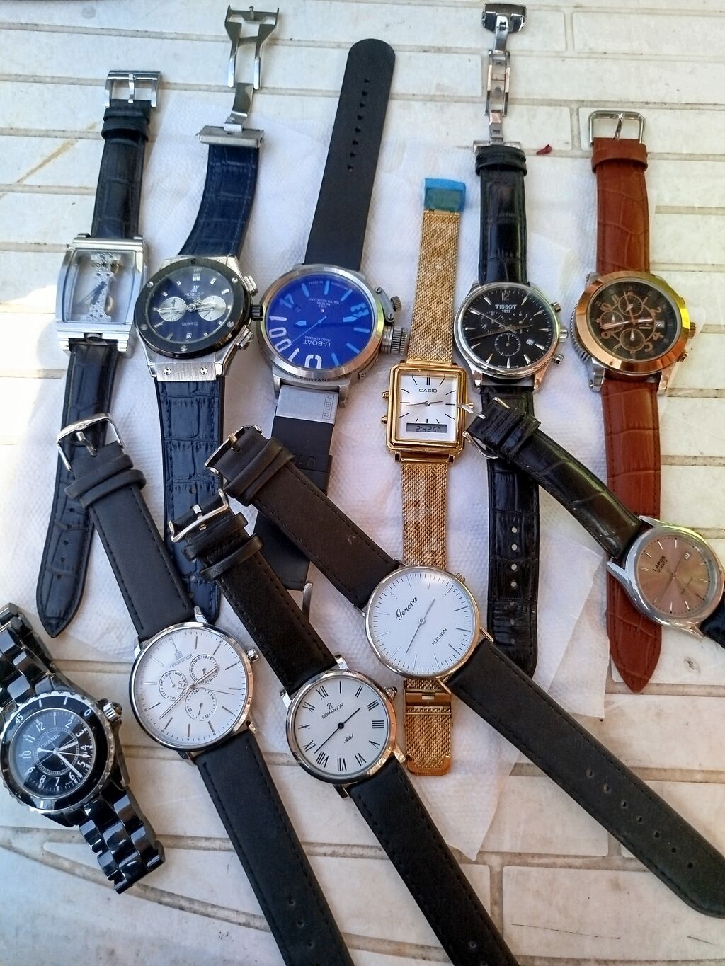 Qol saatı, Hublot, rəng - Mavi