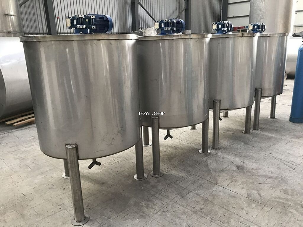 Paslanmayan poladdan sənaye qarışdırıcılı çənlər və süd/Maye saxlama