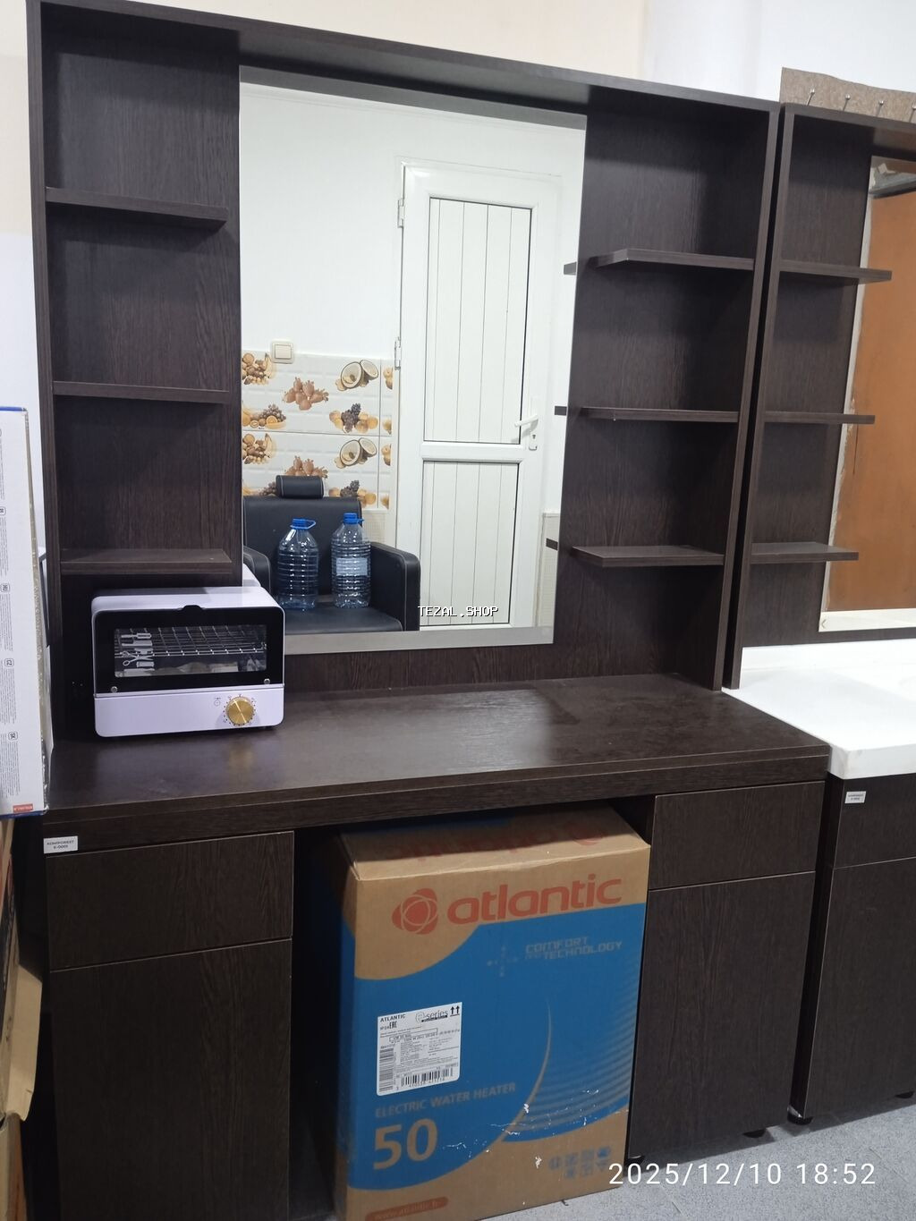 Saş kəsimi üçün masa, Güzgülü