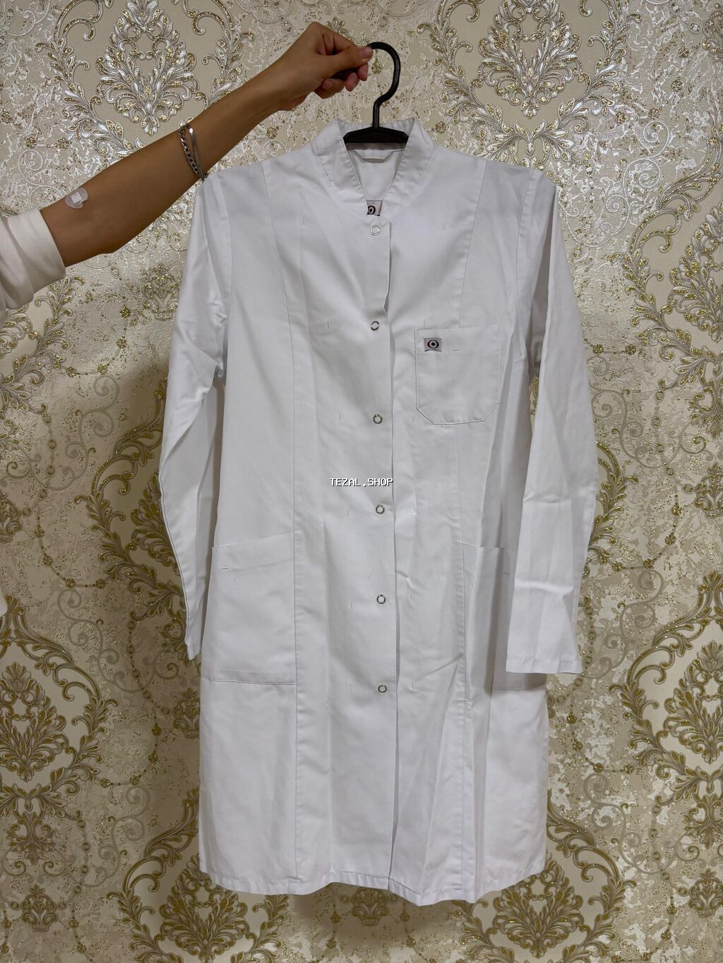 Monotip markalı ağ laboratoriya/xalat, yenidir. 1 dəfə Universitet