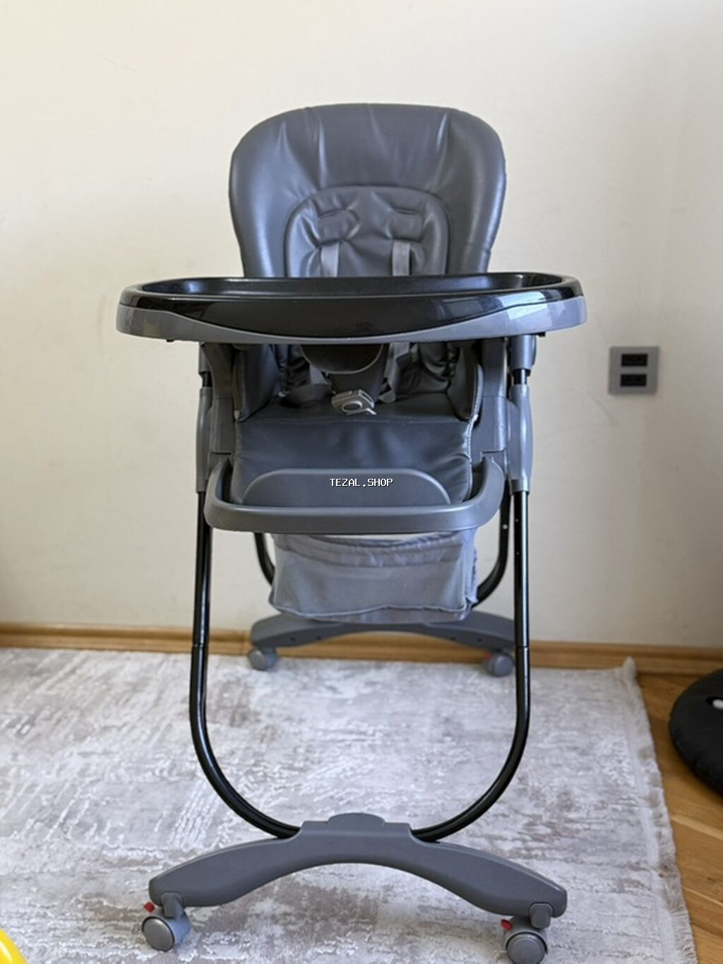 Uşaq yemək stulu – çoxfunksiyalı, tünd boz rəng Az istifadə olunub