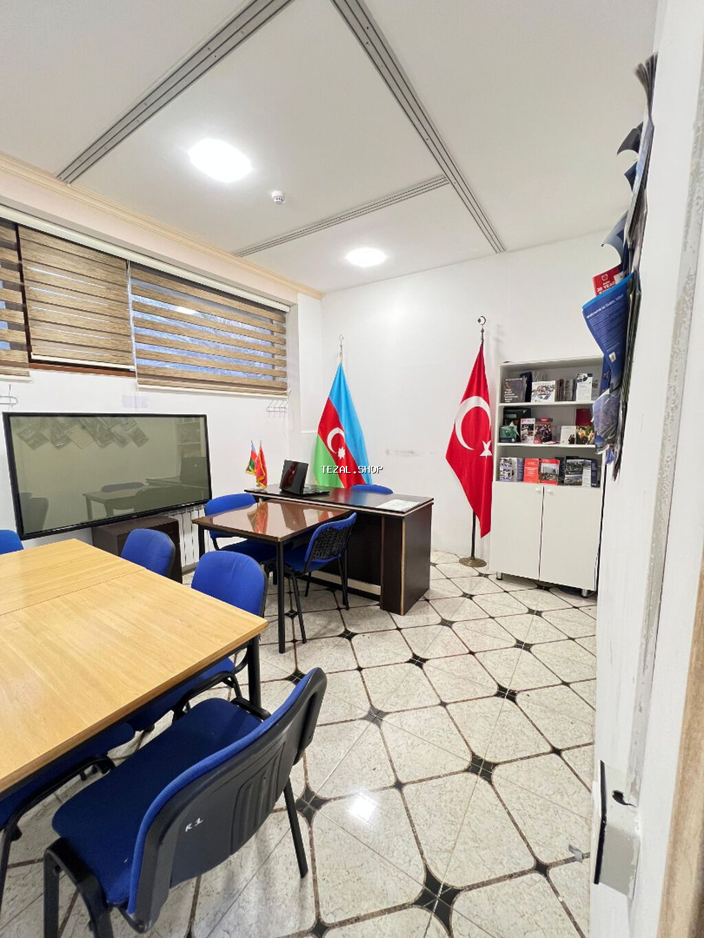 KURS SEMİNAR VƏ YA OFİS ÜÇÜN OTAQLAR KİRAYƏ VERİLİR! -Metroya yaxin - şəkil 3