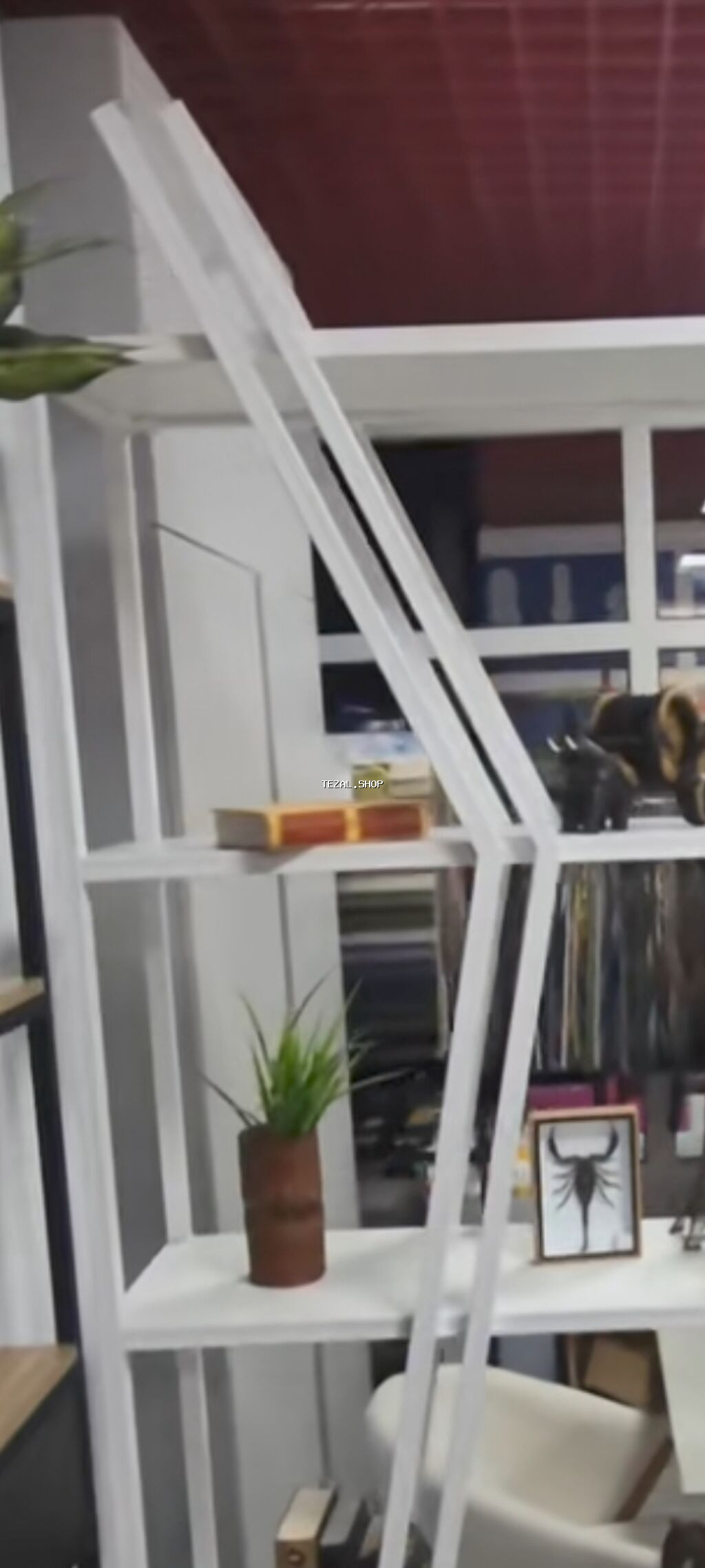 Yeni, Dekorativ rəf, Azərbaycan - şəkil 2