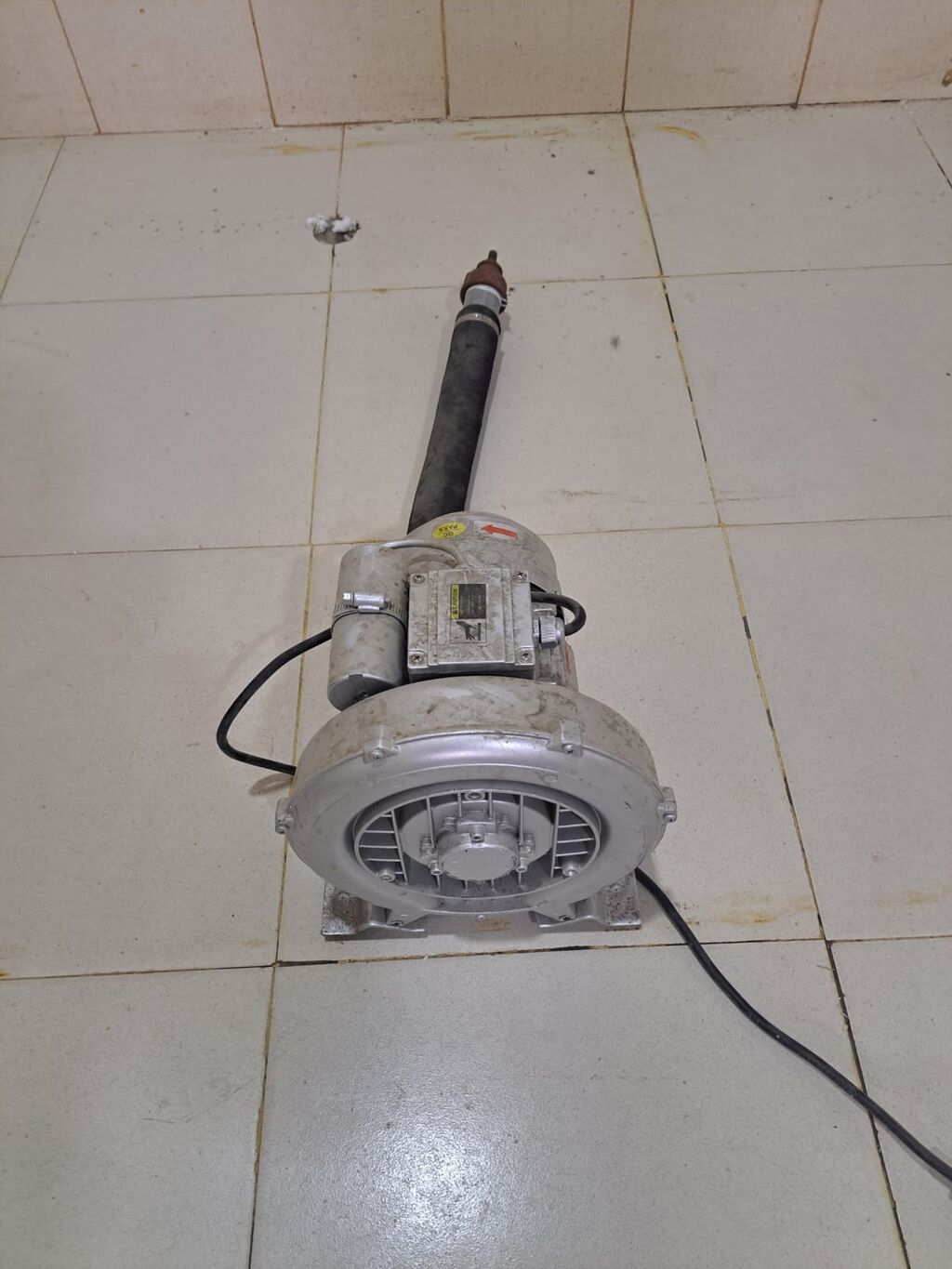 Seva Xırdalan hava motorları - Suda saxlanılan balıqlara oksigen