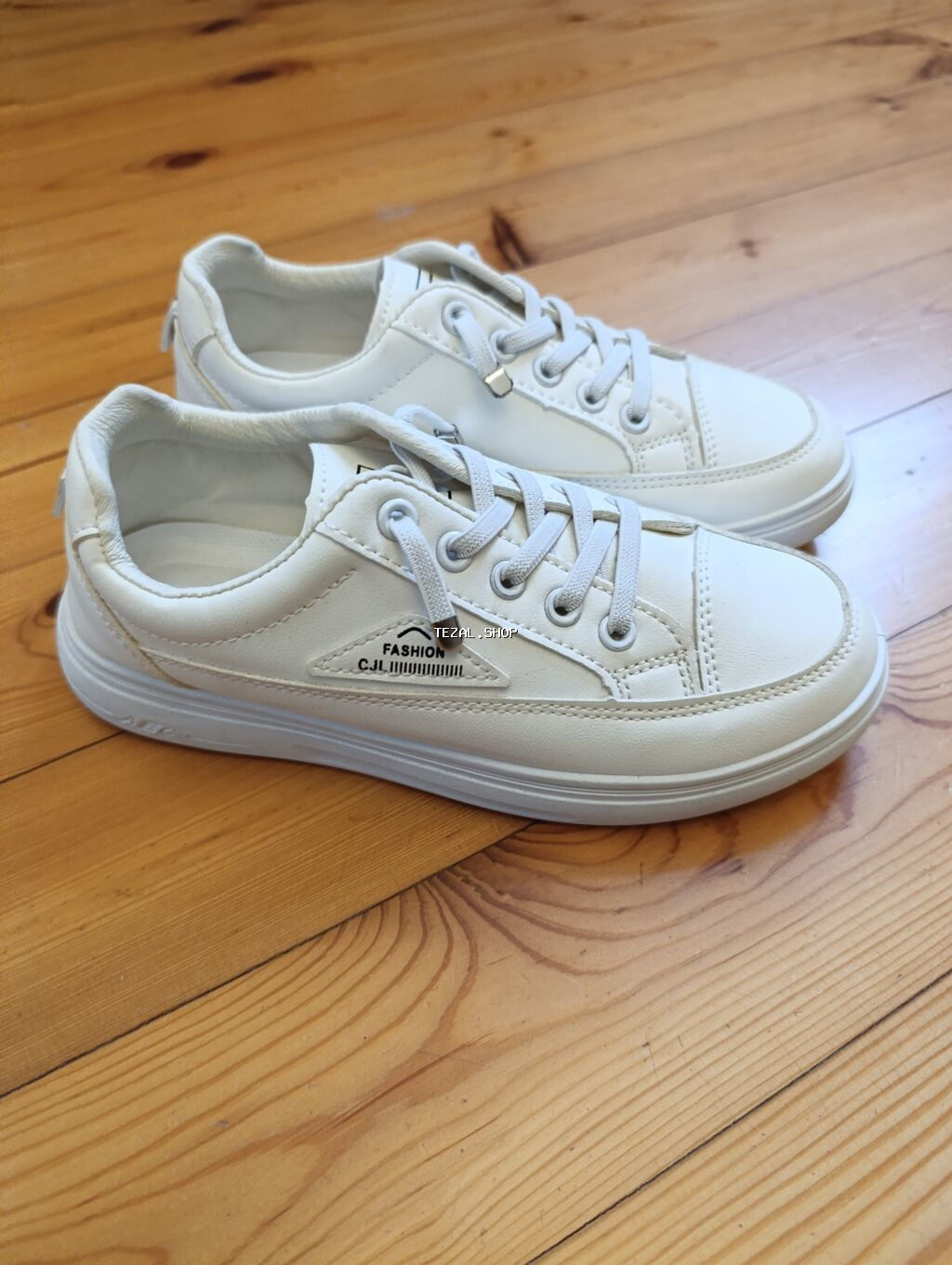 Ölçü: 37, rəng - Ağ, Yeni