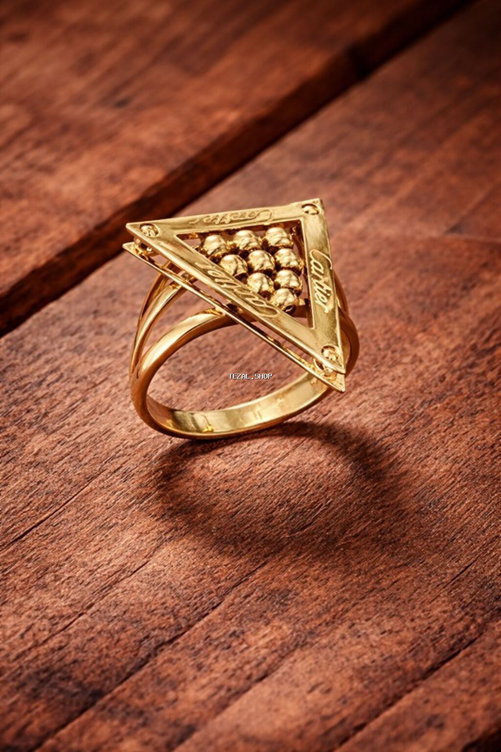 Dəstə daxildir: Üzük, Cartier, Sarı qızıl, 585 Əyar, 10 g