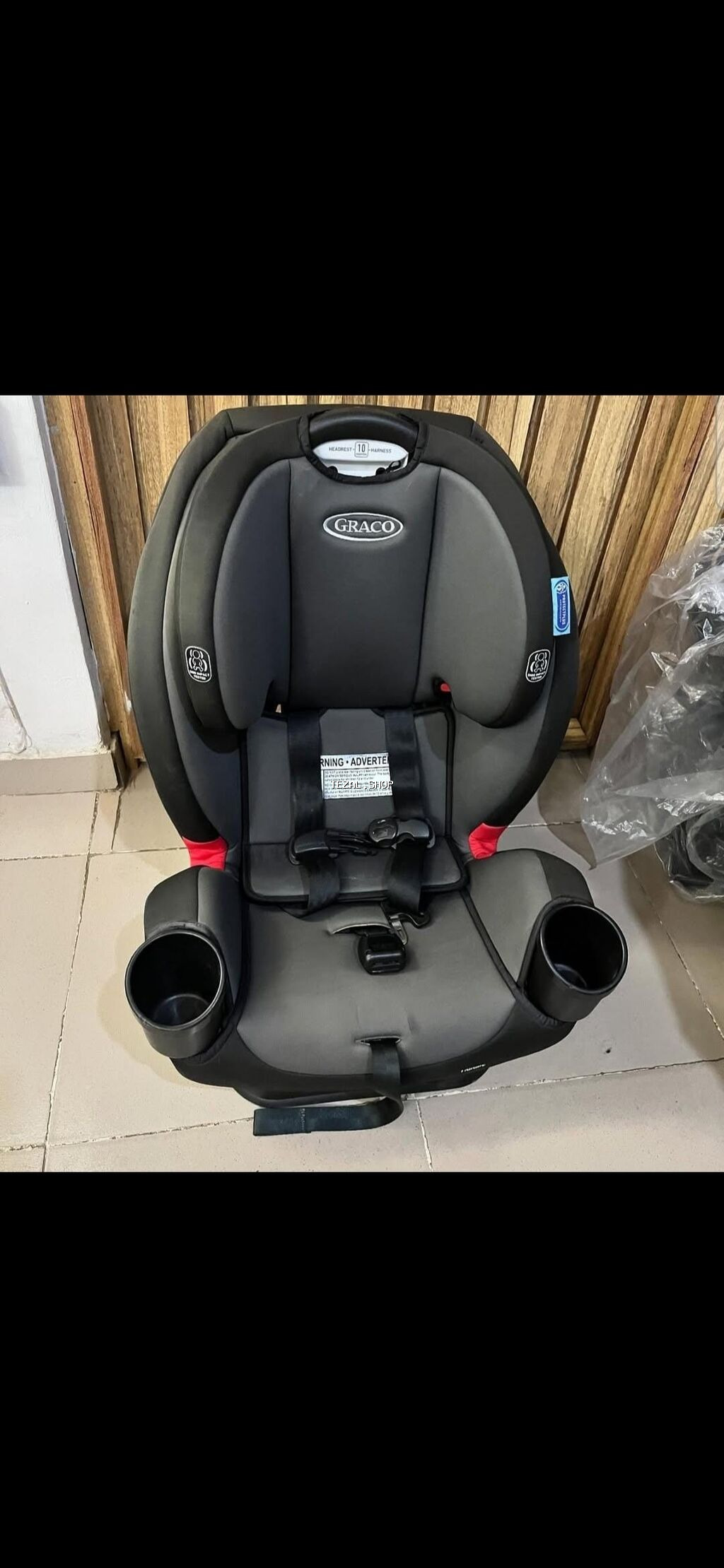 Graco avtokreslo satilir almaniyadan alinib.temiz seliqelidir.az