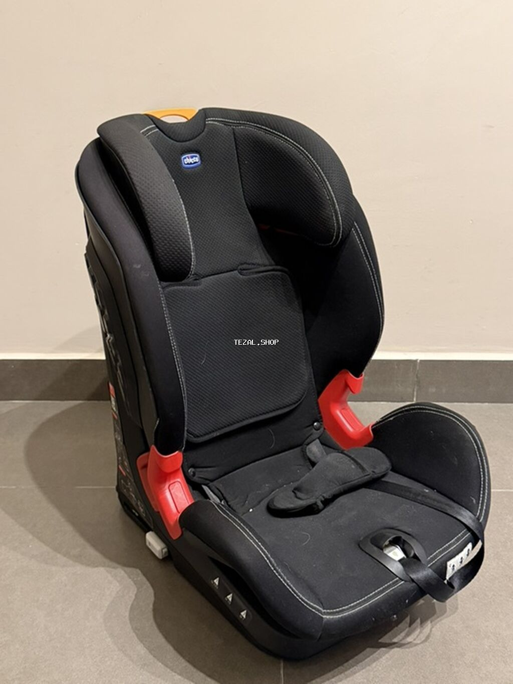 Uşaq avtomobil oturacağı – Chicco 550azn alınmışdırvəziyəti əla -