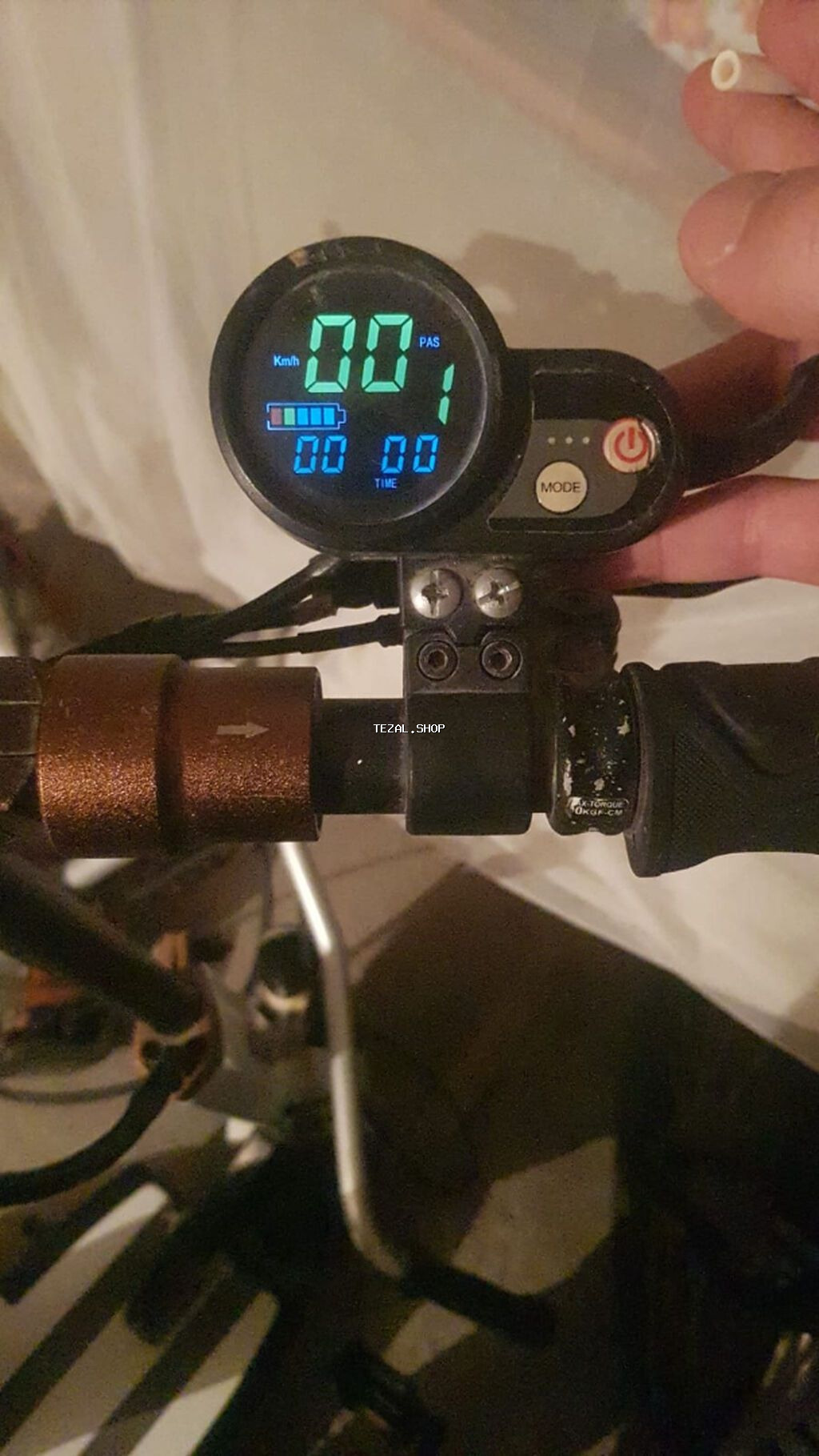 Ideal veziyetde 60. Sureti var yalniz Vatsap ile alaqa saxlayin