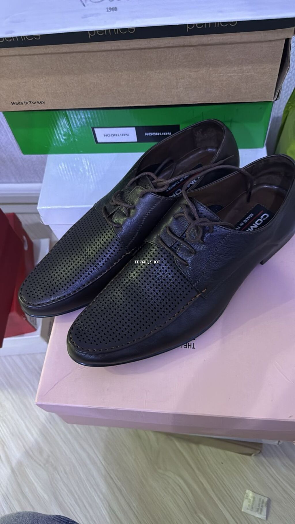 Deri 41 olcu 1 defe geyilib 40 manat