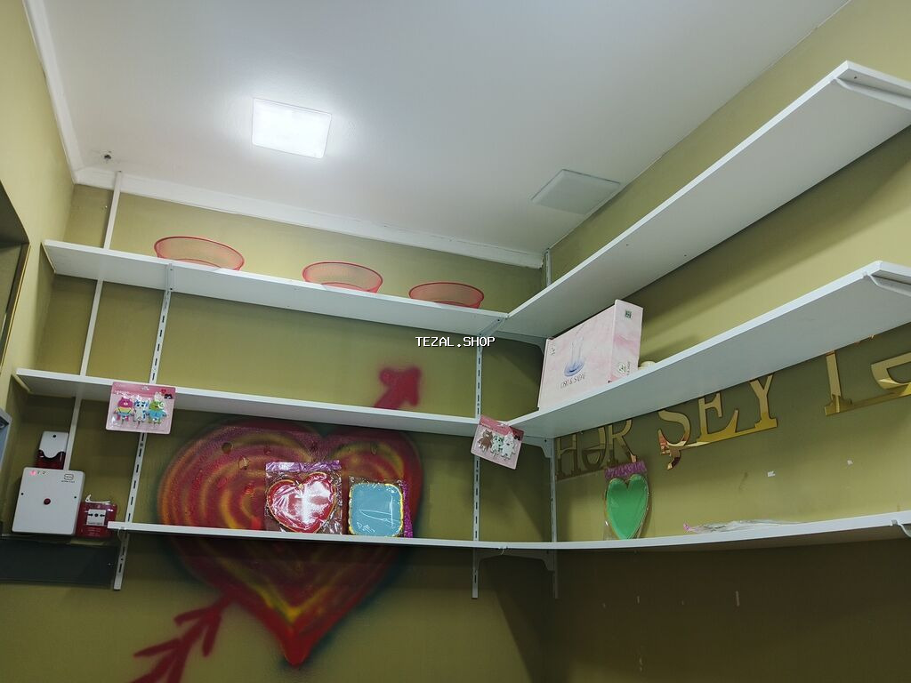 Refler, magaza mebelleri, resepşn tek tekde satilir butovluklede