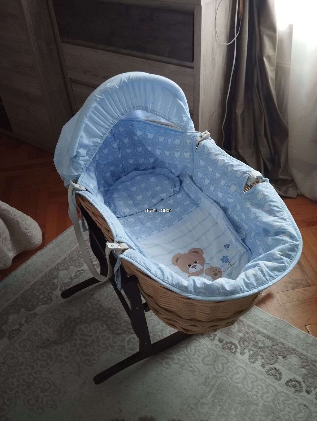 Usaq ucun besik qiz ucunde elave cexolu var hem qiz he oglan ucundur