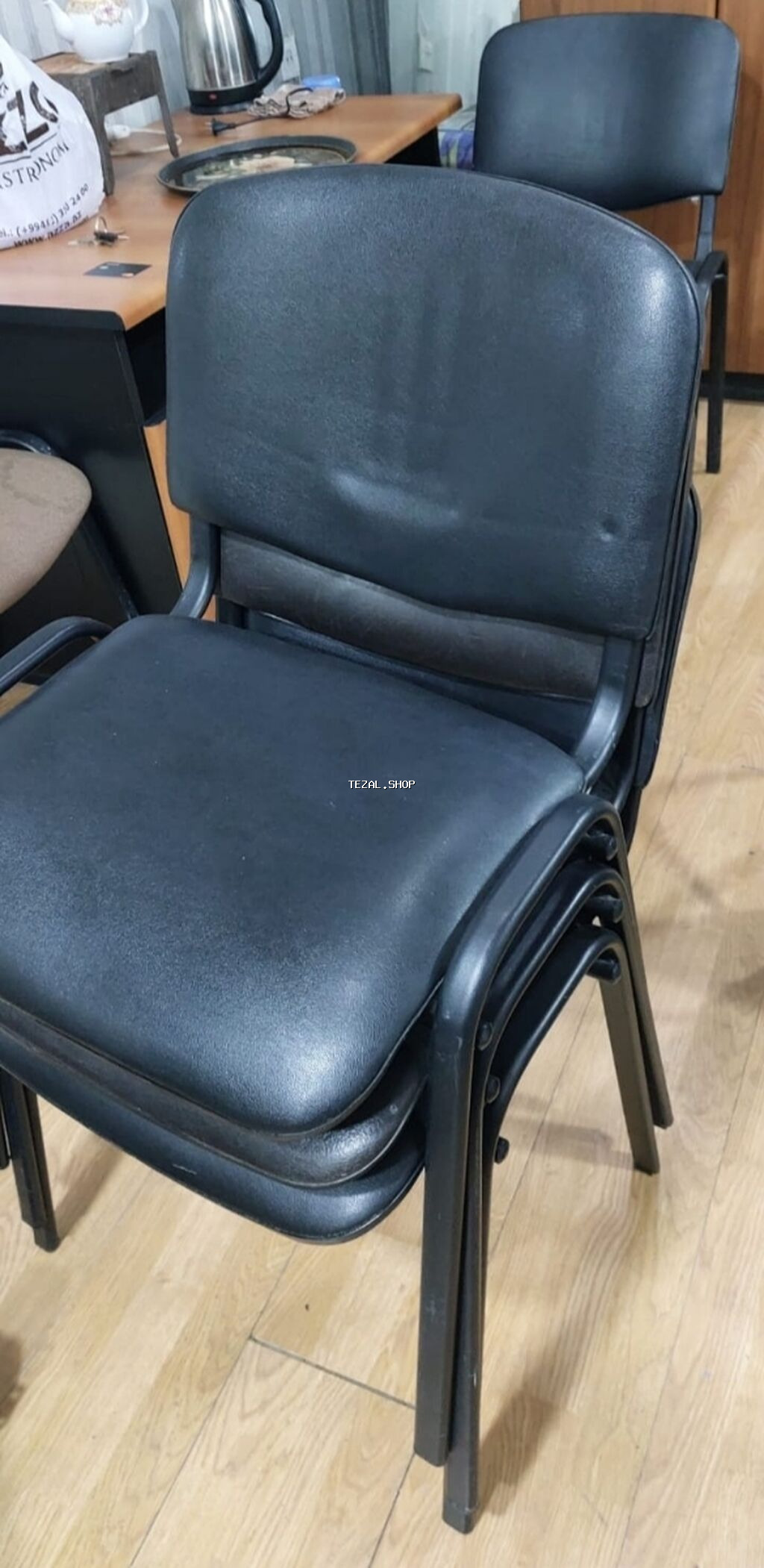 Ofis kurs üçün oturacaqlar say var təzə kimidir