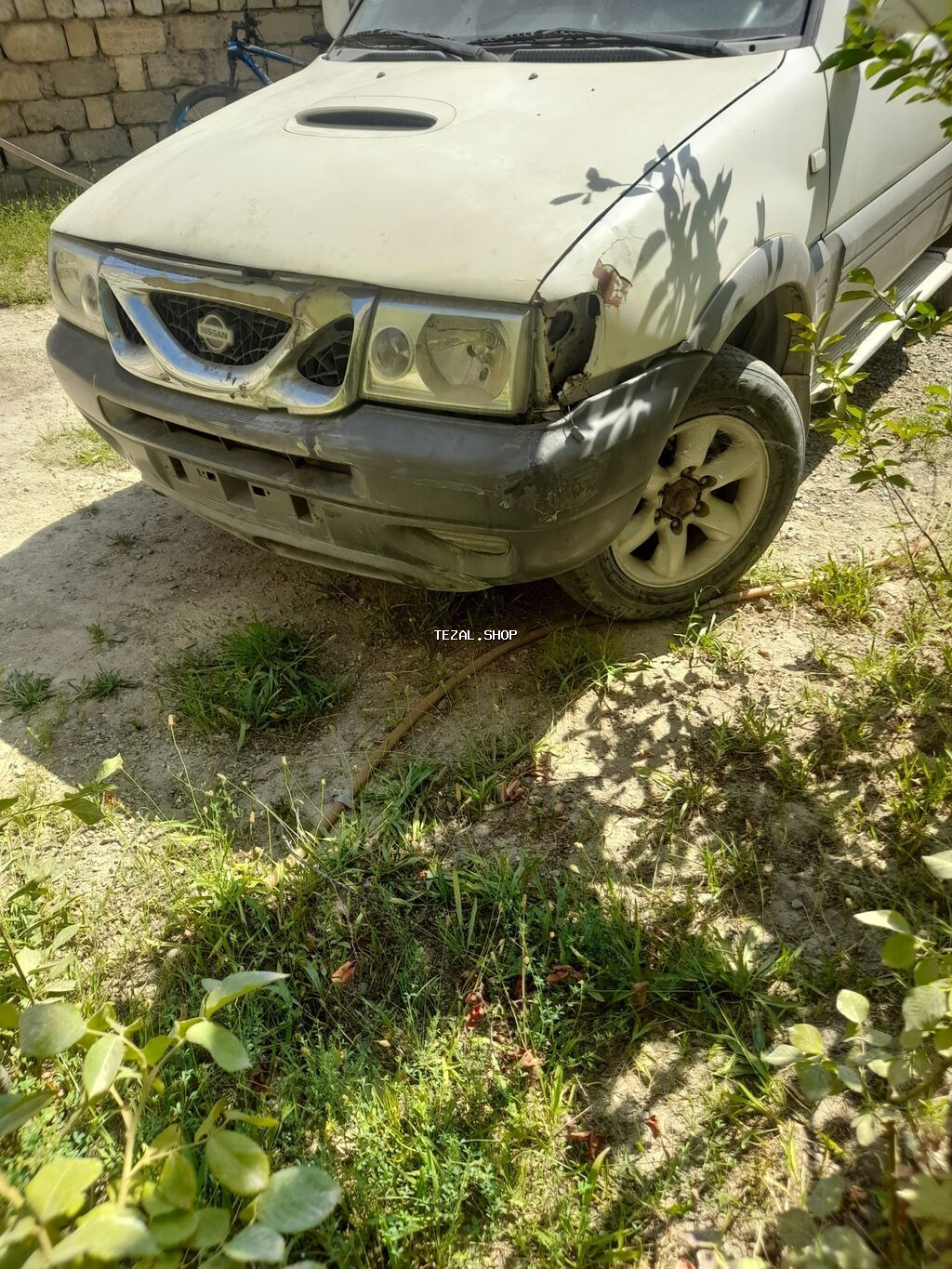 Nissan Terrano II: 2.4 l | 2002 il Ofrouder/SUV