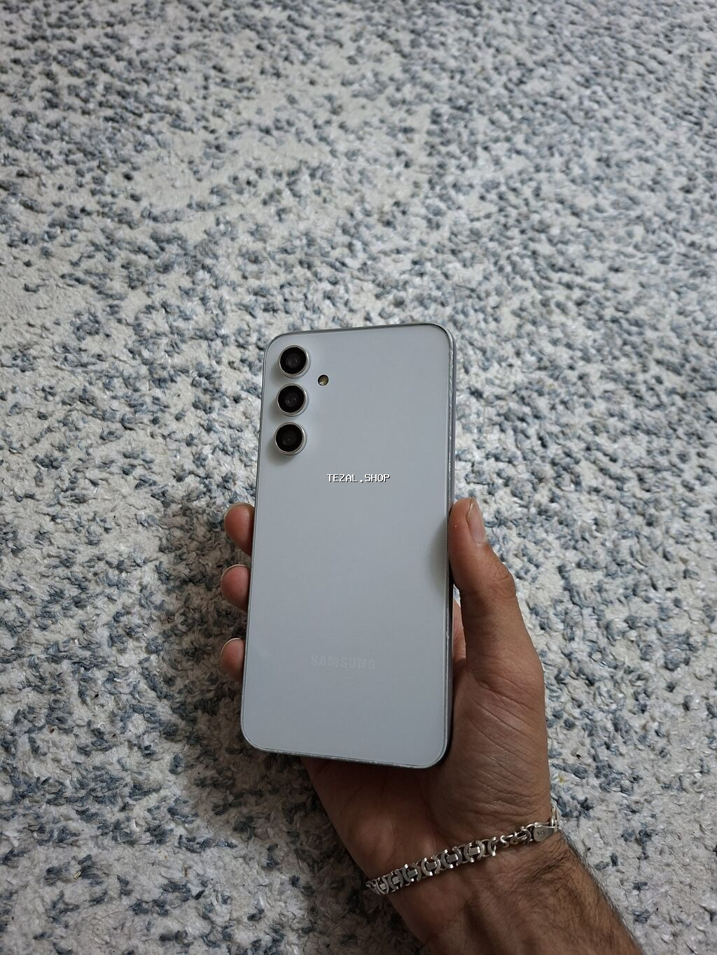 Samsung A54 5G 
128gb
6 ram 
prablemsiz