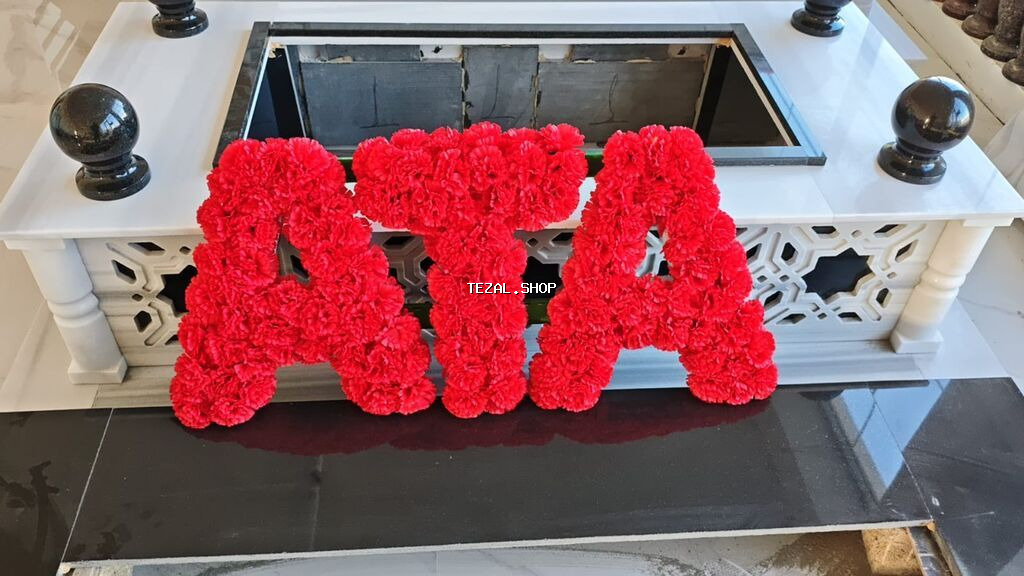 Məhsul: “ATA” sözlü süni gül kompozisiyası - Qırmızı rəngli süni