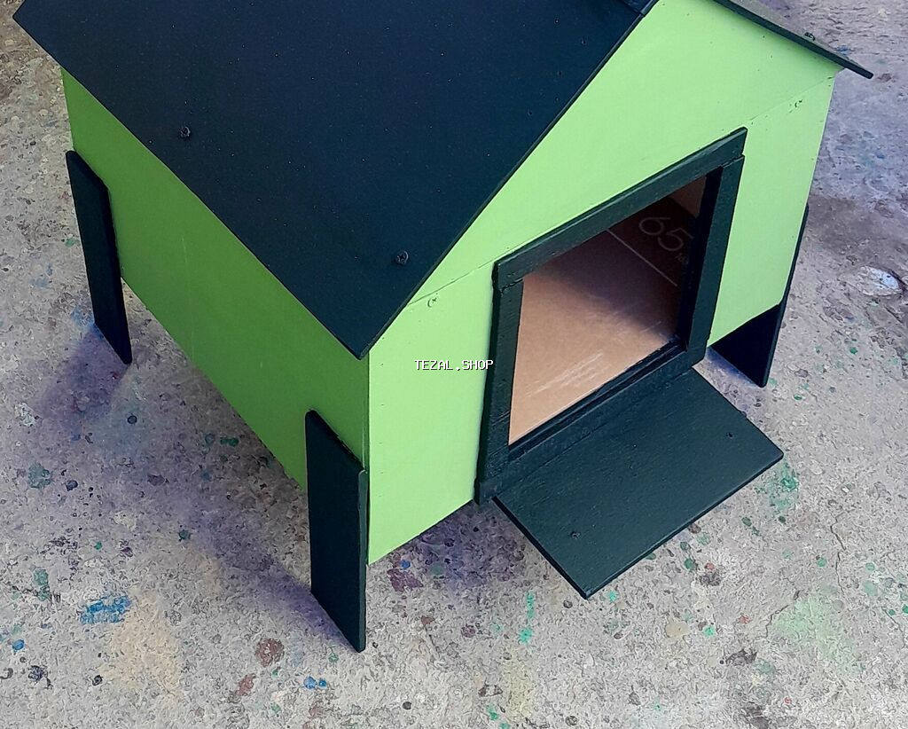 Pişik yuvası ölçüsü 45×45 sm Təmiz taxtadan 4 qat lak boya uzunömürlü