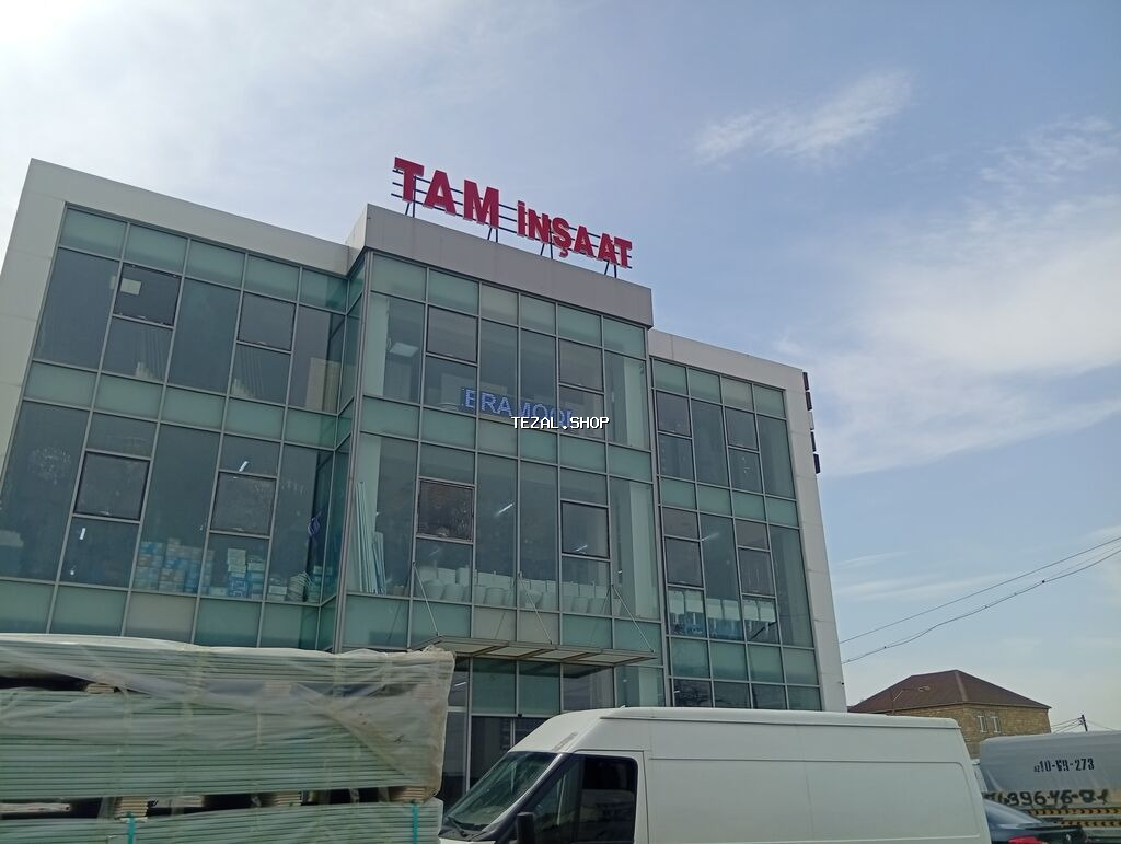 Satış meneceri tələb olunur, İstənilən yaş, 3-5 illik təcrübə, Ayda 2 dəfə ödəniş