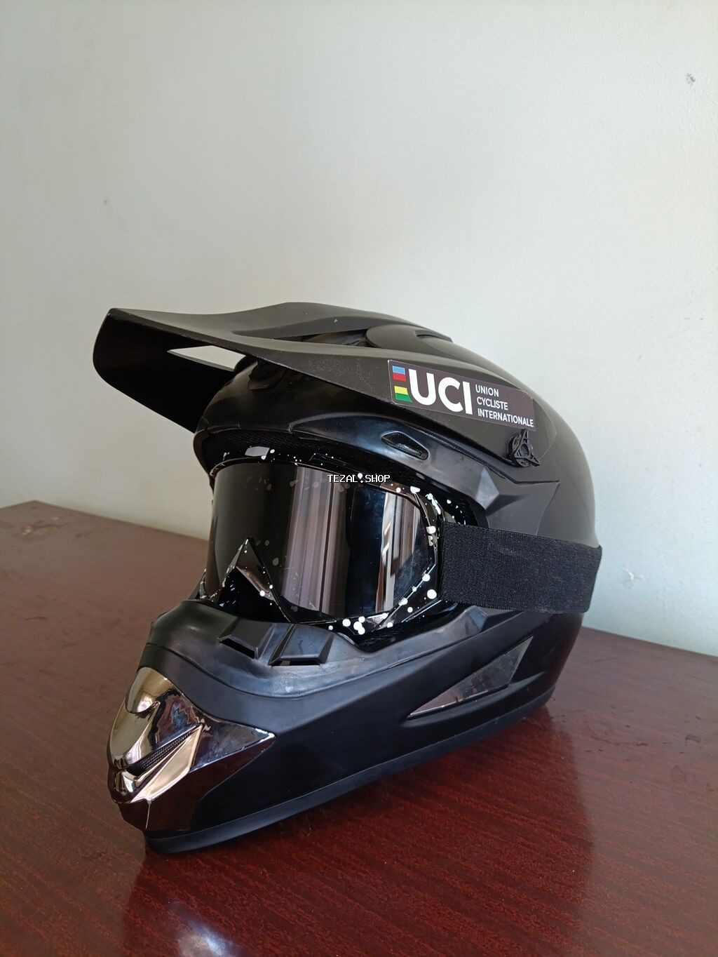 Moto və velosiped üçün kaska. Kaska çox az istifadə olunub və yeni - şəkil 2