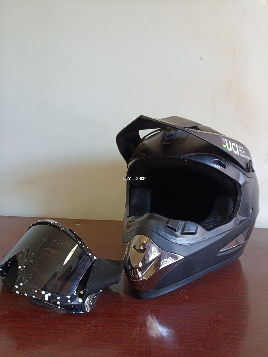 Moto və velosiped üçün kaska. Kaska çox az istifadə olunub və yeni - şəkil 4