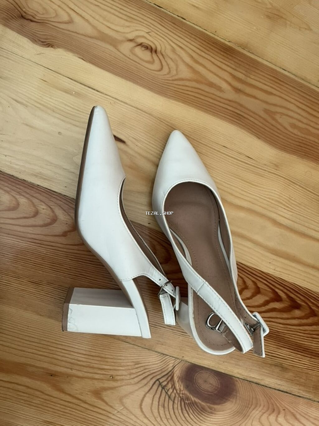 Ağ rəngli qadın ayaqqabısı – slingback model -1 dəfə istifadə