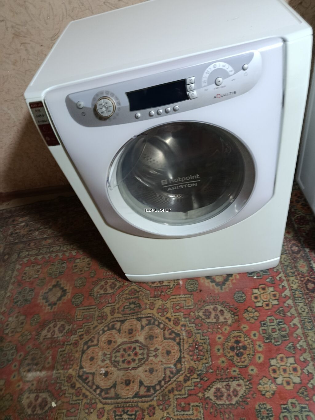Hotpoint-Ariston AQUALTIS önyükləməli paltaryuyan maşın - Model