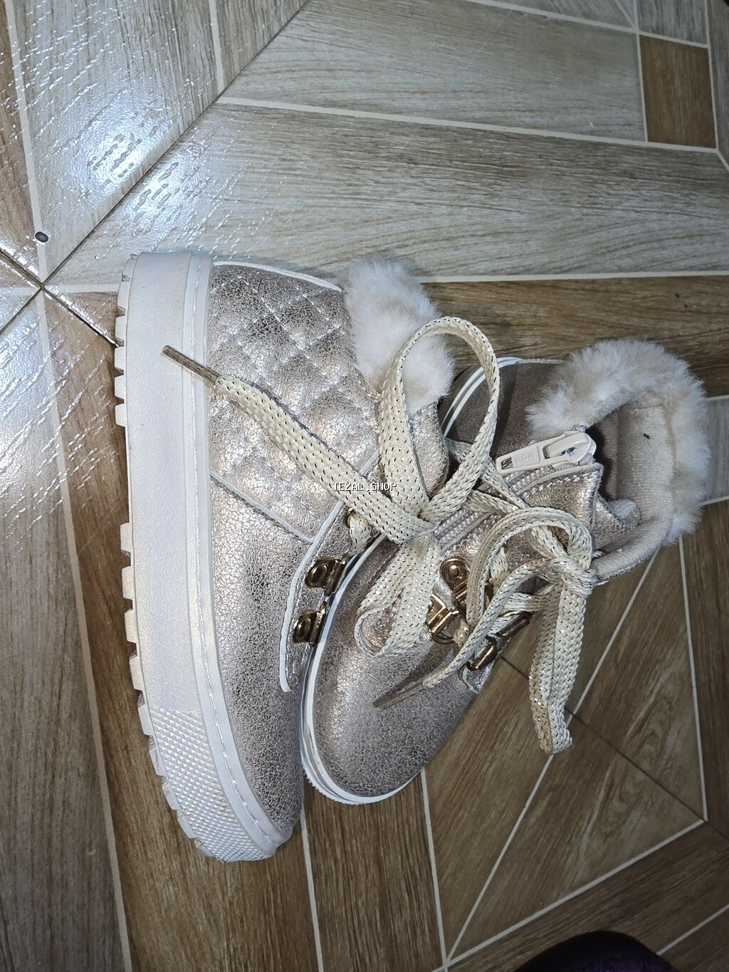 Uşaq üçün qış botları - Ölçü: 27 (dabanın altında “27” işarələnib) -