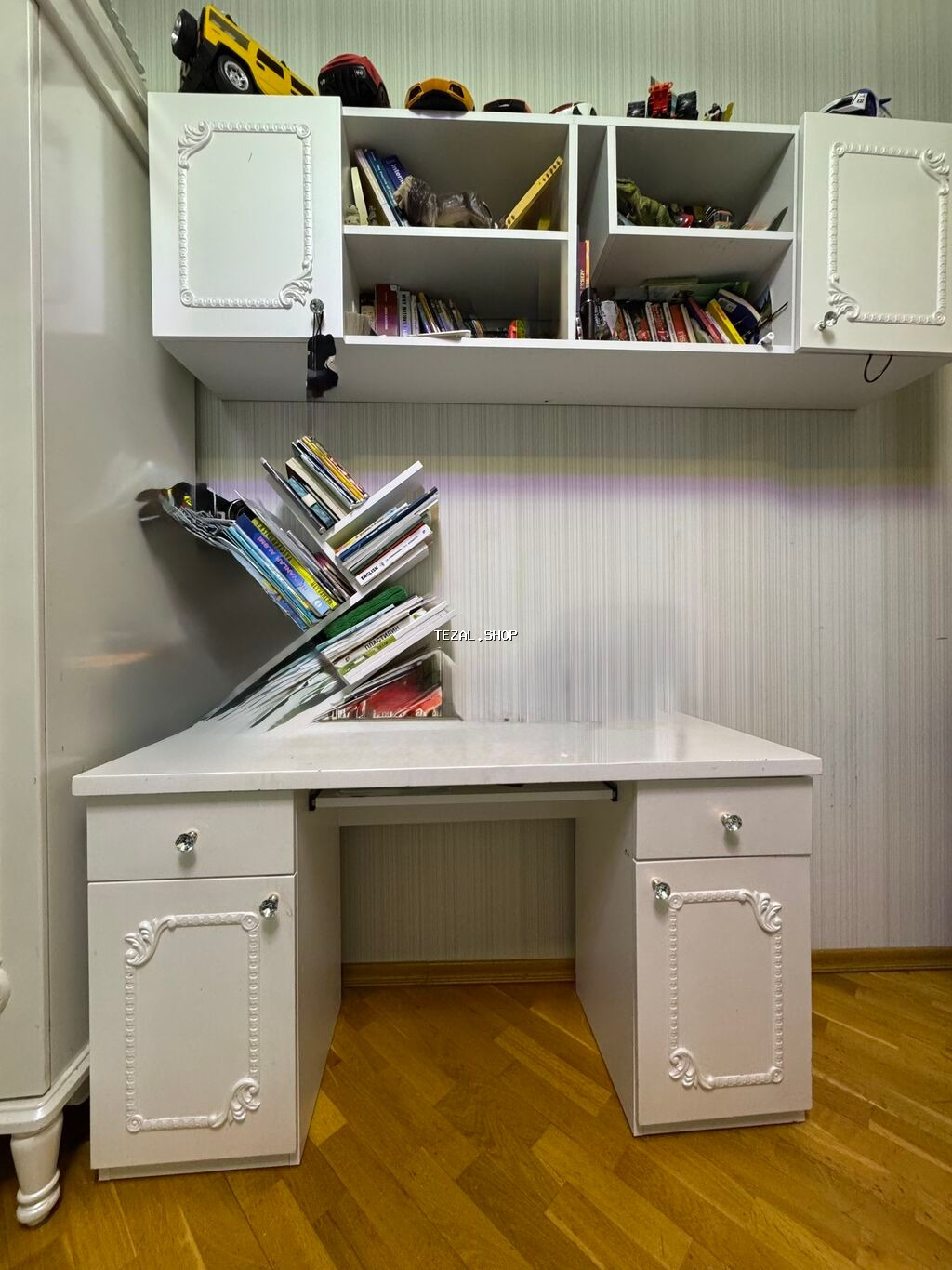 Oğlan və qız üçün, İşlənmiş, Təknəfərlik çarpayı, Yazı masası, Dolab, Tumba - şəkil 3