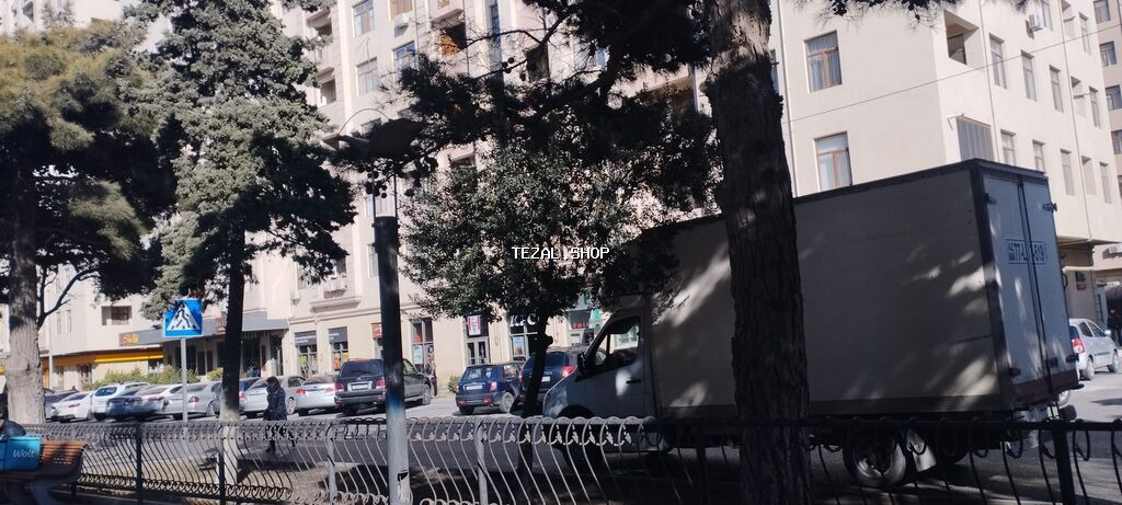 Bakı, Bakıxanov qəs., 3 otaqlı, Köhnə tikili, m. Neftçilər, 80 kv. m - şəkil 2