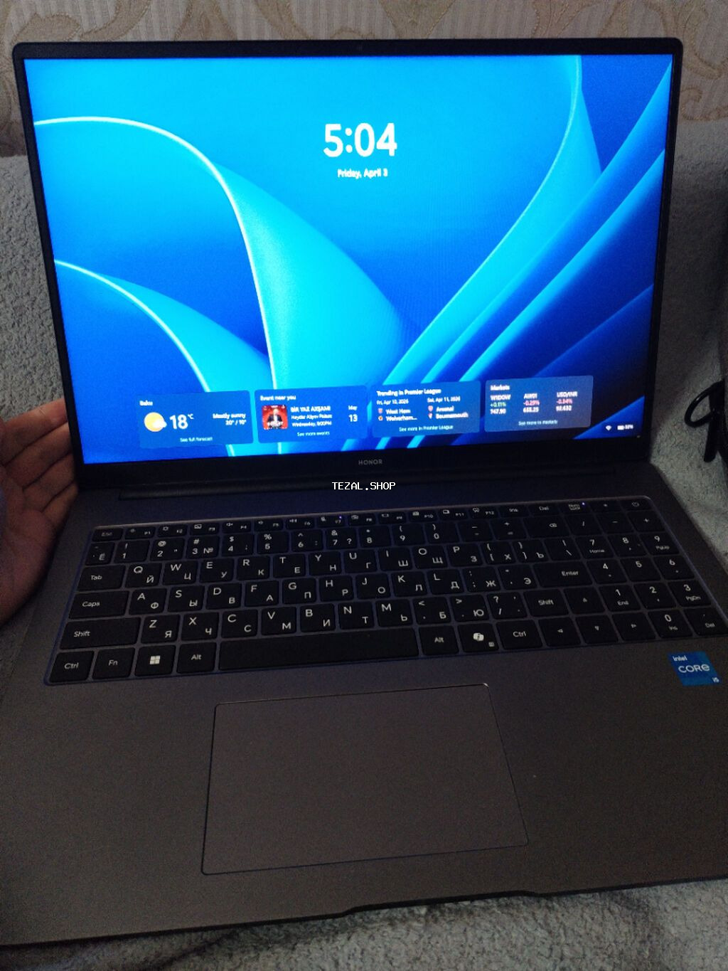 Notbuk Honor Magic Book X16 2025 Space gray(BRG-561) satılır, bir iki