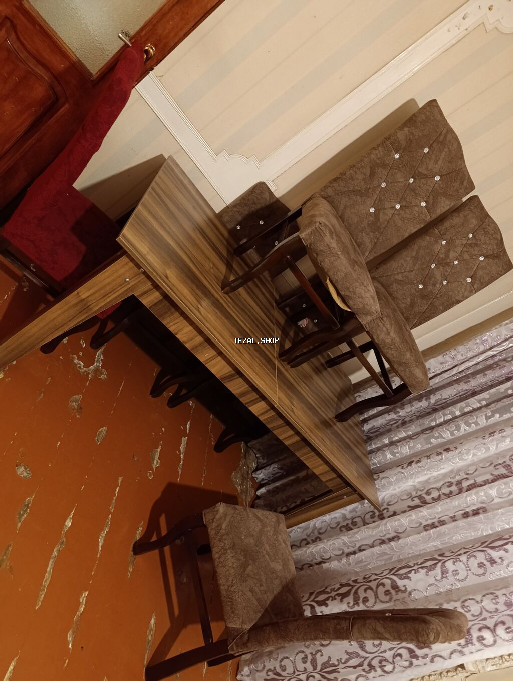 Mətbəx üçün, Açılmayan, Dördbucaq masa, 4 stul