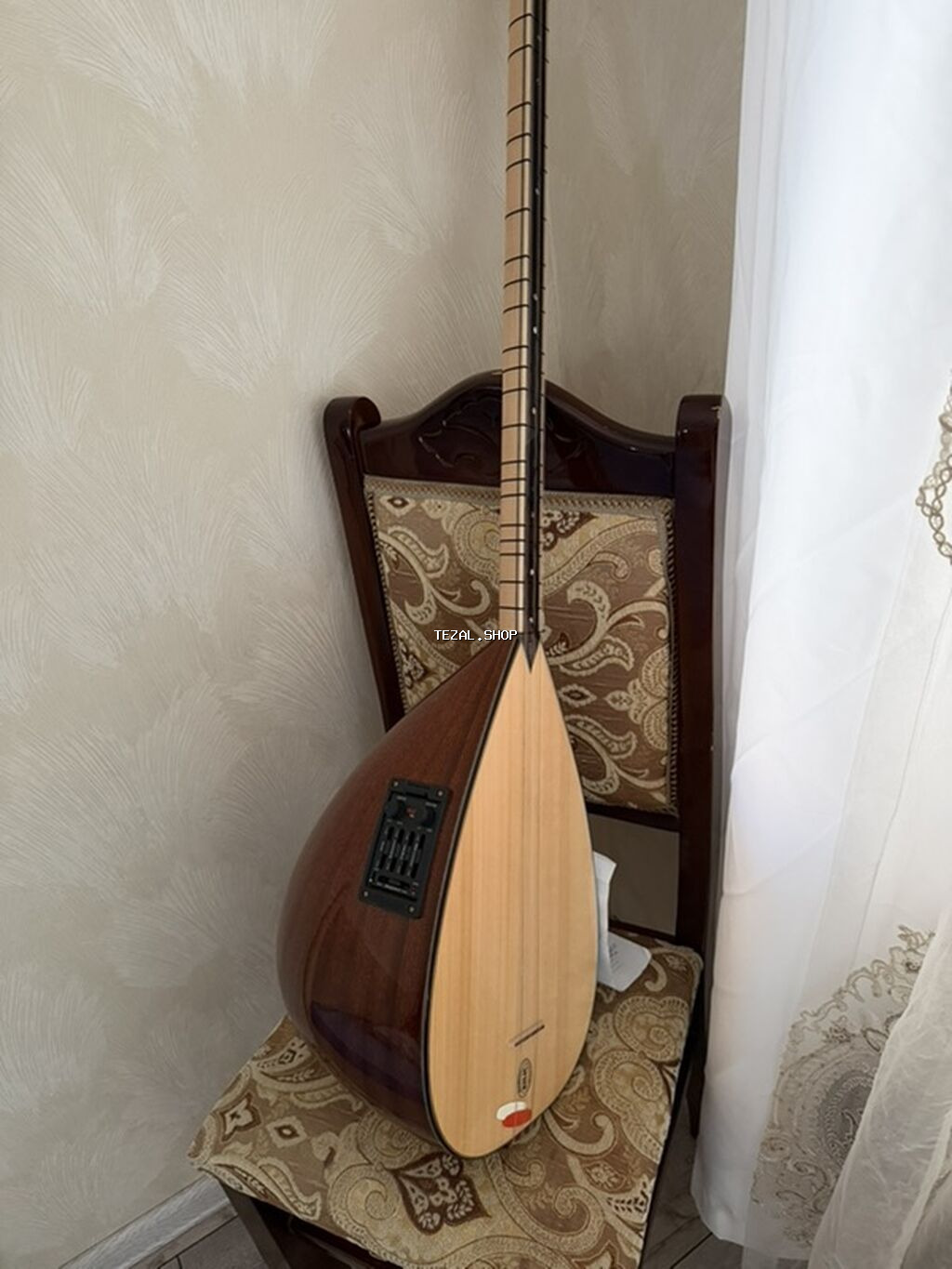 Türk sazı (bağlama) dərsləri Musiqi müəllimindən həftədə 2 gün dərs