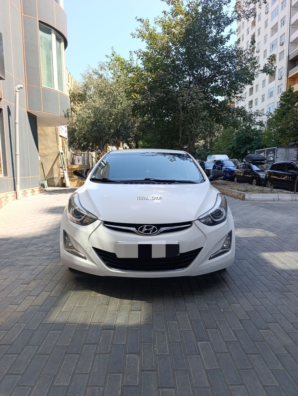 Hyundai Elantra: 1.6 l | 2014 il Sedan